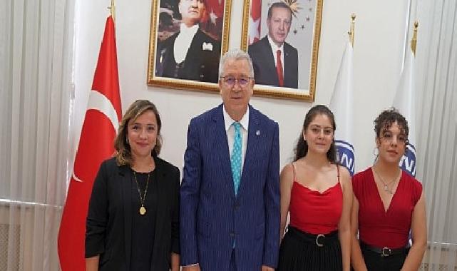 Genç hemşirelerin afetlere yönelik projesi ÜNİDES kapsamında desteklendi