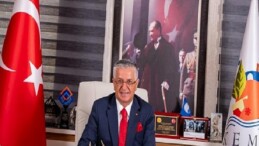 Hürmet Öztürk Lider Topaloğlu’nu köşesine taşıdı