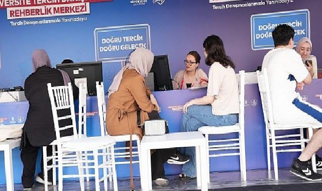 İBB’den YKS Tercih Periyodunda Gençlere Rehberlik