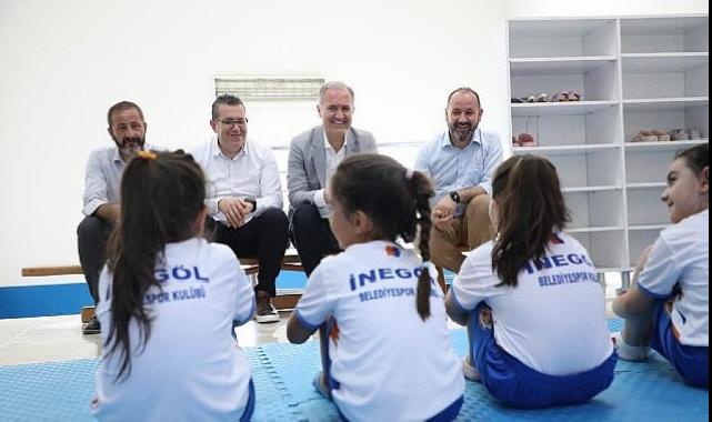 İnegöl Belediyesi Yaz Spor Okullarında 1.792 Çocuk Sporla Buluştu