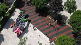 İnegöl’de 7 Mahallede 22 Parkın Tabanı Yenileniyor