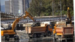 İZSU’dan Meles ve Manda derelerinde paklık seferberliği