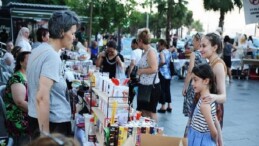 Karşıyaka Çarşısı bayan emeğiyle renkleniyor