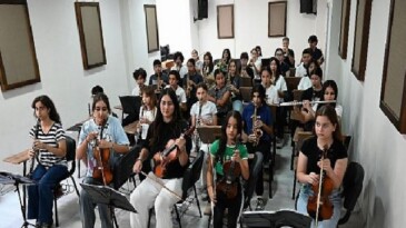 Kemer Belediyesi sokak hayvanları için konser düzenleyecekKemer Belediyesi sokak hayvanları için konser düzenleyecek