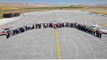 “KTO Karatay Üniversitesi Havacılık Eğitim Yerleşkesinde ‘Gurur Günü: Kaptanlık Yoluna Birinci Adım Töreni’ Gerçekleşti”