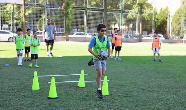 Lider Çerçioğlu’nun takviyeleriyle Aydınlı çocuklar sporla gelişiyor