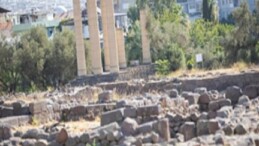 Lider Tugay Smyrna kazılarını inceledi