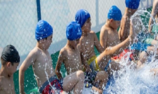 Mahalleye havuz geldi, çocuklar bayram etti