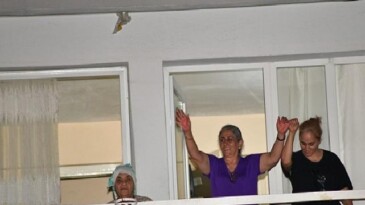 Müzik ve tiyatro yaz boyunca mahallelere taşınıyor