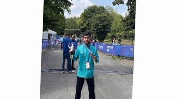 Osmangazili atletin ulusal forma ile madalya sevinci