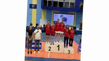 Osmangazili badmintonculardan gururlandıran muvaffakiyet