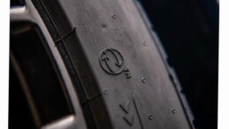 Pirelli, %70’ten Fazla Biyo-bazlı ve Geri Dönüştürülmüş Materyal İçeren Birinci Standart Üretim Lastiğini Tanıttı