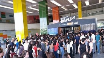 RE:PLAY heyecanı Excalibur gücüyle başladı