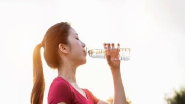 Yaz Aylarında Sıvı Tüketimi Hayati Kıymet Taşıyor