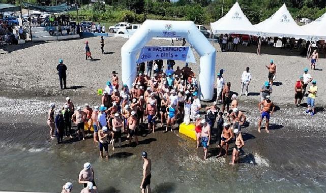 Zeytinburnu Belediyesi Masterlar Yüzme Grubu’ndan Karadeniz Çıkarması