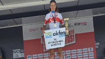 Akfen İnşaat’ın Desteklediği Ulusal Atlet Ekin Ereke, U23 Bayan Kategorisinde Türkiye Şampiyonu Oldu