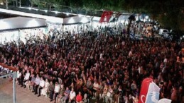 Altınova’nın Cazibe Merkezi: Kıyı Gece Pazarı Yeni Yüzüyle Açıldı…