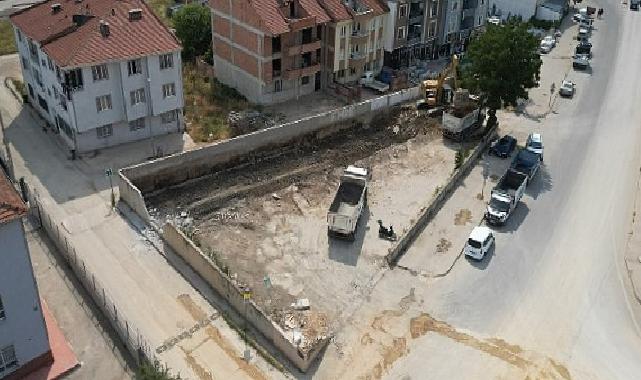 Atıl Vaziyetteki Boş Alan Otoparka Dönüşüyor