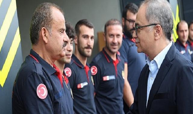 Baraçlı’dan itfaiyecilere moral ziyareti