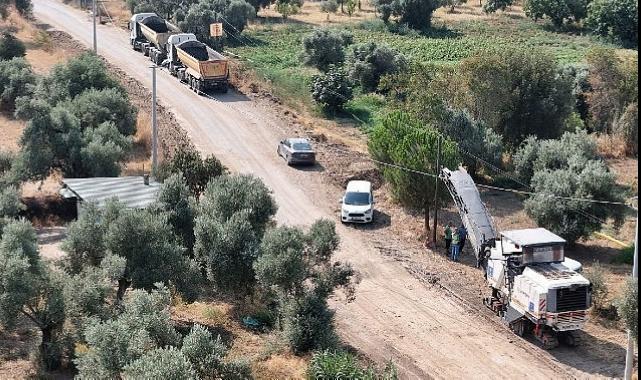 Başkan Çerçioğlu Efeler’in yollarını yeniliyor