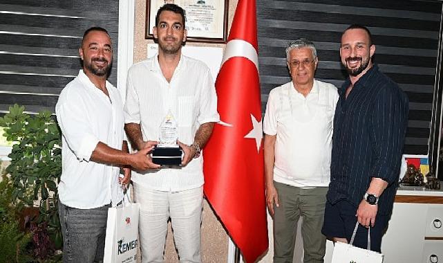 Başkan Topaloğlu’na teşekkür ziyareti