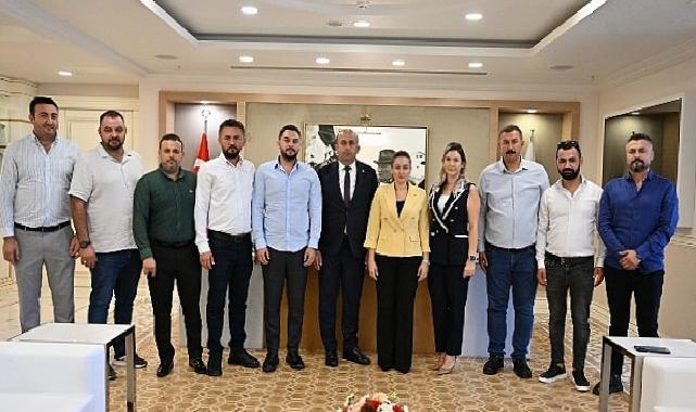 Başkan Vekili Özdemir STK ve muhtar temsilcilerini ağırladı