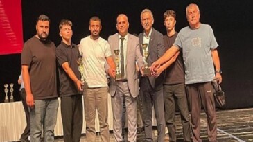 Belediyespor’dan 3 Kupa Birden