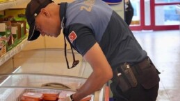 Burhaniye’de Son Kullanma Tarihi Geçmiş Besinler İmha Ediliyor