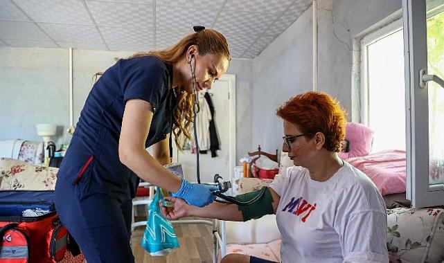 Büyükşehir bakıma muhtaç hastaların yüklerini hafifletiyor