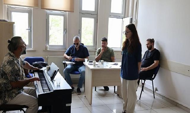 Büyükşehir Konservatuvarı yeni yeteneklerini arıyor