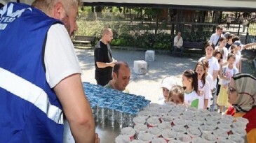 Canik Belediyesi Yüzleri Güldürüyor