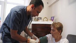 Çankaya Belediyesi’nin Konutta Bakım Hizmetleri Sürüyor