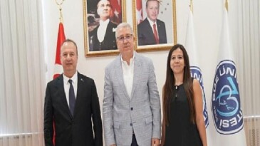 Egeli bilim insanı Türkiye’deki özel eğitim yöneticilerine yönelik kapsayıcı bir model geliştirdi