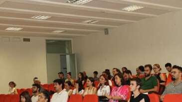 EÜ–GEE’de “Baskı Tabanlı İnce Sinema Organik-Perovskit Güneş Pilleri” Semineri