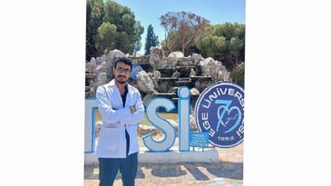 Farklı lisanlar ve farklı kültürlerle Ege Üniversitesinde buluştular