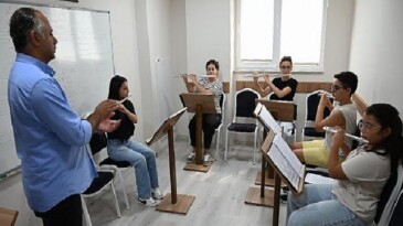 Fiyatsız yaz kurslarına büyük ilgi