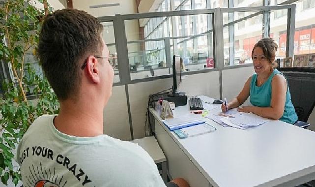 Gaziemir Belediyesi’nden öğrencilere YKS tercih takviyesi