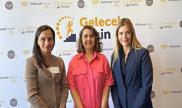 Gelecek Varlık, 20. yılında 20 bayanın hayatına dokunuyor