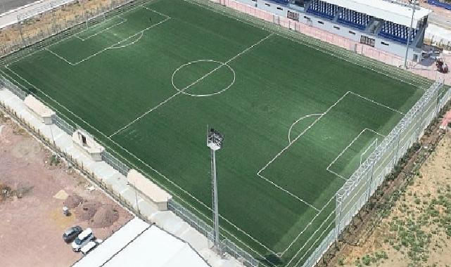 Gençler için bir futbol alanı da Alikahya’ya