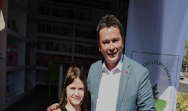 Gezici Kütüphane 1 yıldır yollarda