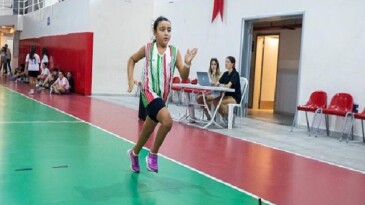 Karşıyaka’da örnek hizmet: Sportif yetenekler keşfediliyor