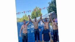 Kemer Belediye güreşçisi kürsüye çıktı