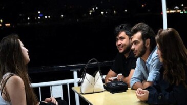 Kılavuz Kariyer öğrencilerine mehtap turu