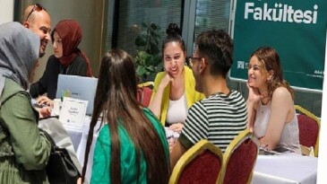 KTO Karatay Üniversitesi’nde tercih ve tanıtım günleri tüm süratiyle devam ediyor