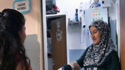 Küçükçekmece Belediyesi ‘yenidoğan bebek seti’ ile ailelerin yüzünü güldürüyor