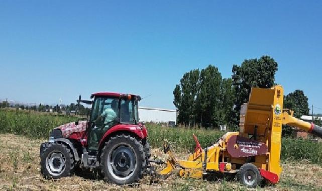 Kuru Fasulye Hasat Makinesi İnegöl Tarlalarında Mesaiye Başladı