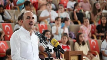 Lider Altay: “Genç KOMEK Gönüllere Dokunan Büyük Bir Eğitim Seferberliğidir”