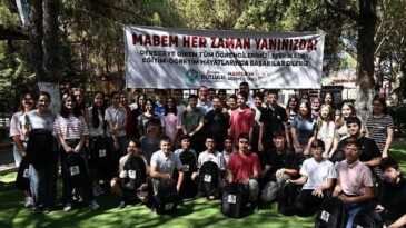 Lider Dutlulu LGS’de Başarılı Olan Öğrencilerle Kahvaltıda Buluştu