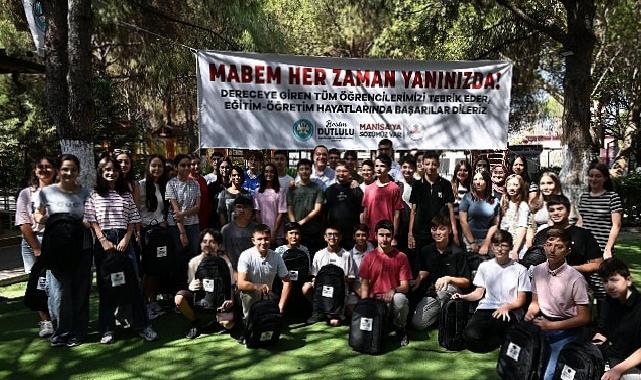 Lider Dutlulu LGS’de Başarılı Olan Öğrencilerle Kahvaltıda Buluştu