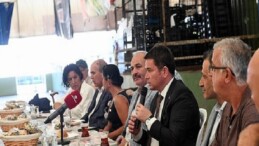 Lider Erkan Aydın, Dikkaldırım’da vatandaşla buluştu